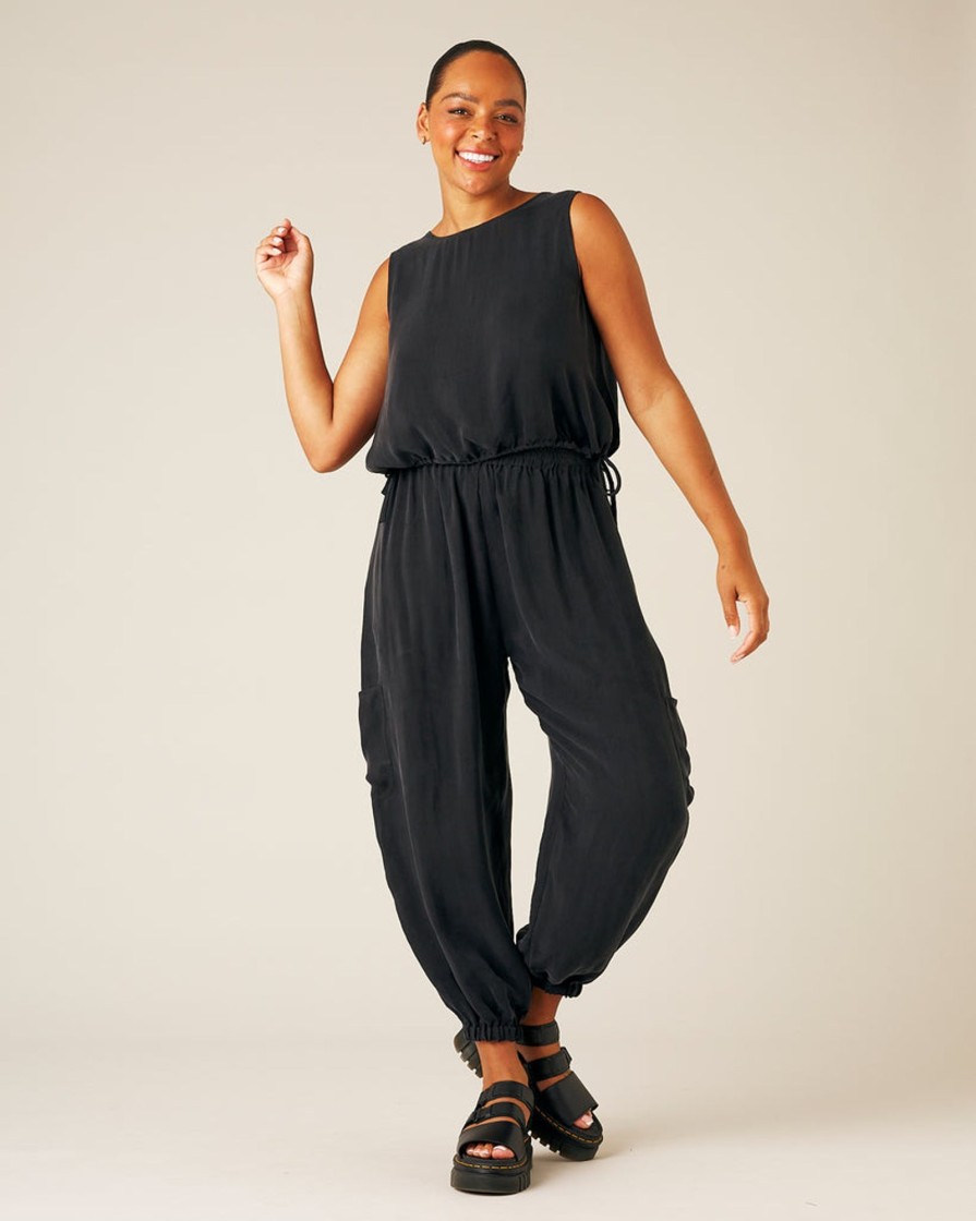 Tops & Bottoms Beyond Nine | Yoli Cupro Trousers Black