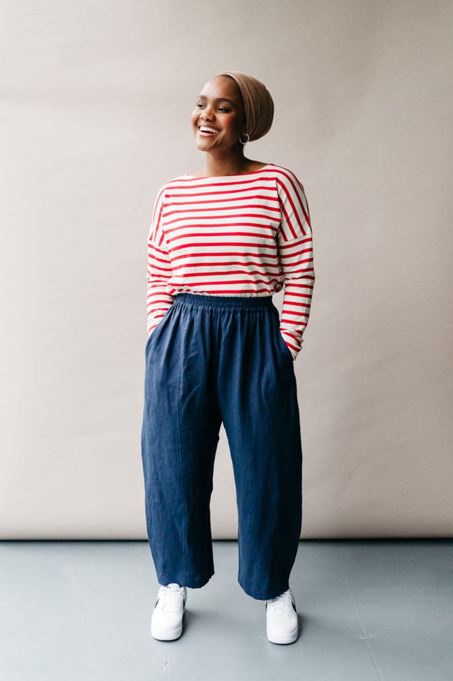 Tops & Bottoms Beyond Nine | Mabel Linen Trousers Navy