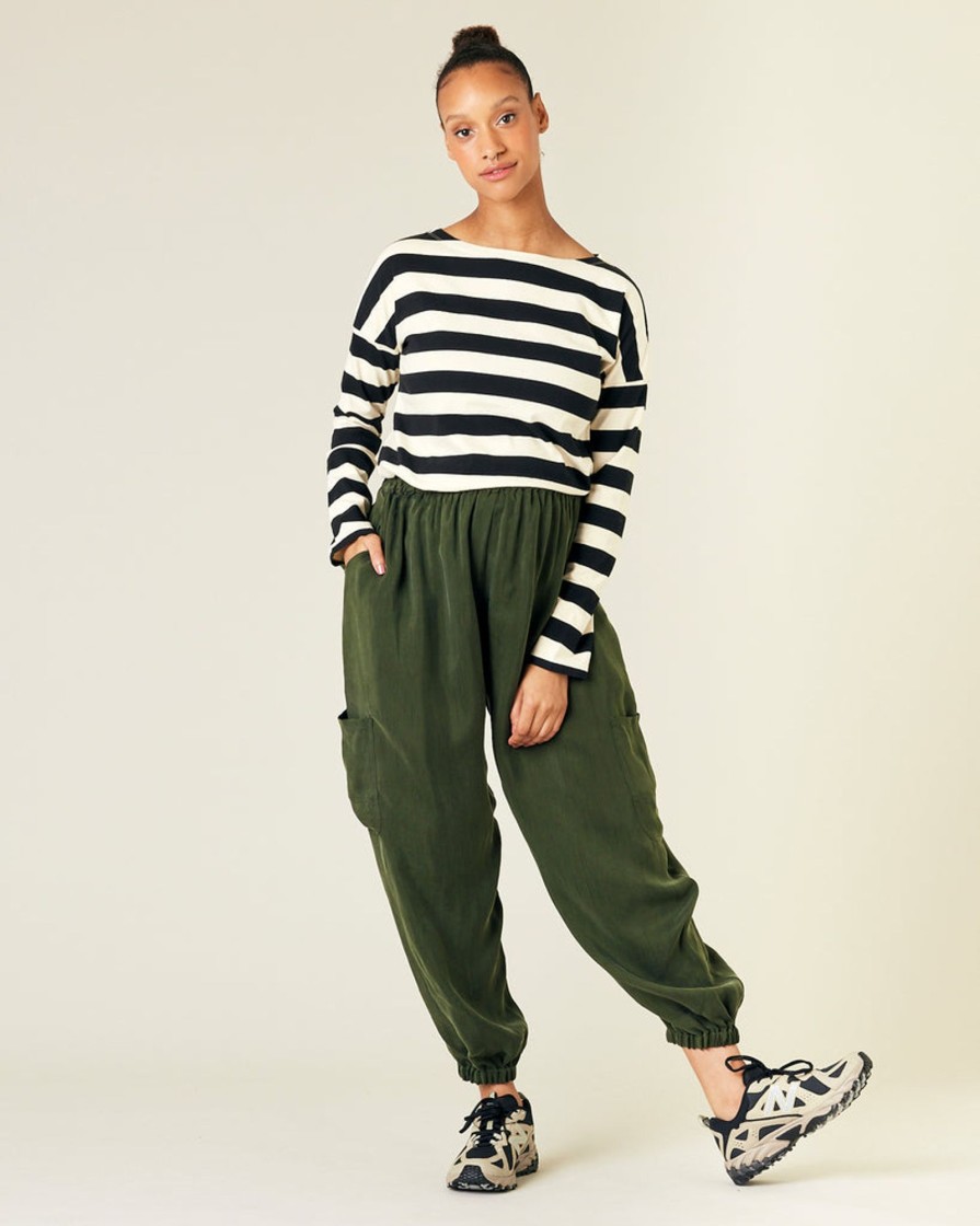 Tops & Bottoms Beyond Nine | Yoli Cupro Trousers Dark Green